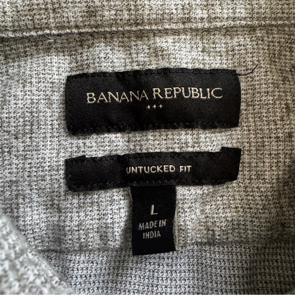 Bannana Republic Untucked Fit Gray Button Down Shirt Large - Picture 3 of 5